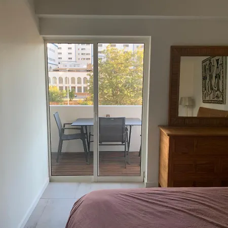 Modern Ideally Located Apartament Portimão
